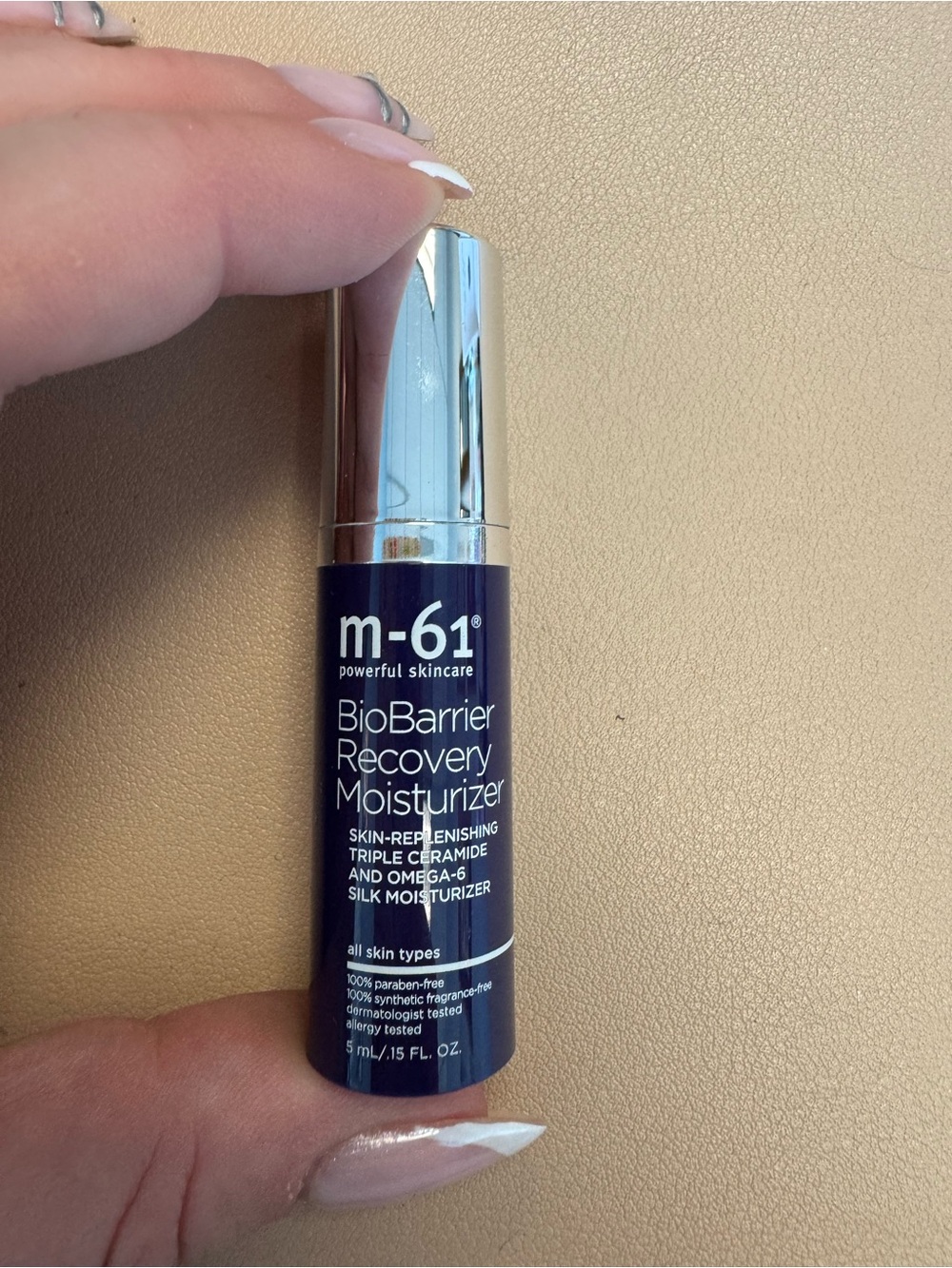 m-61 BioBarrier Recovery Moisturizer — Navy Skin-Replenishing Cream